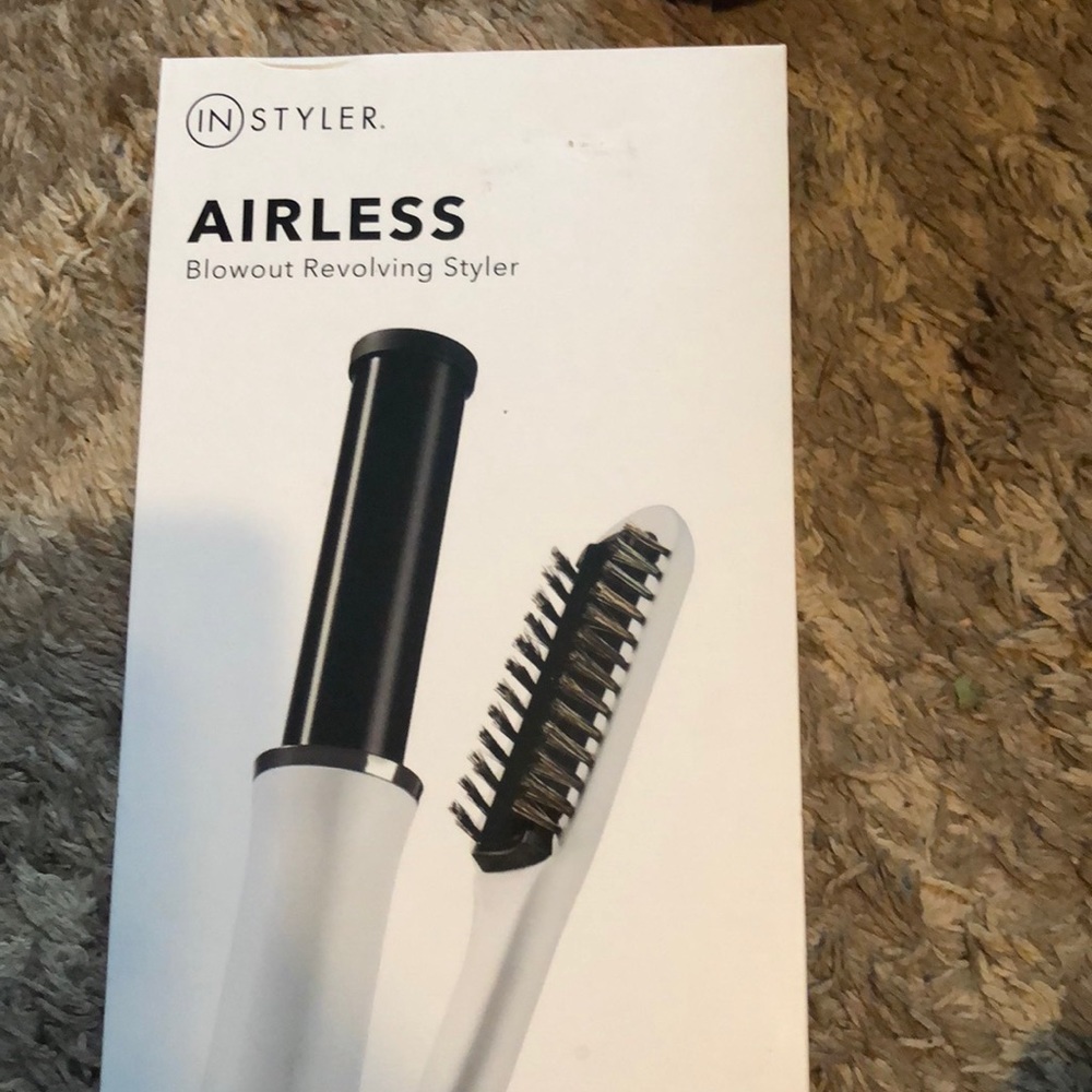 Instyler airless blowout revolving styler